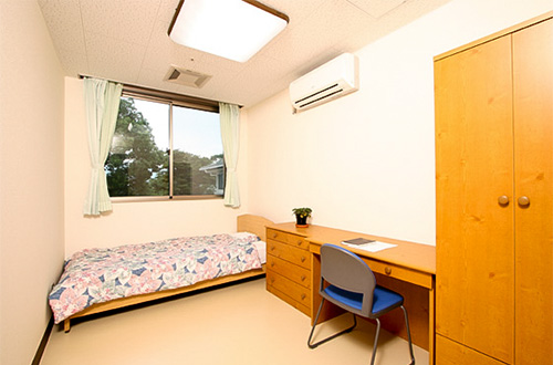 熊野の里居室写真